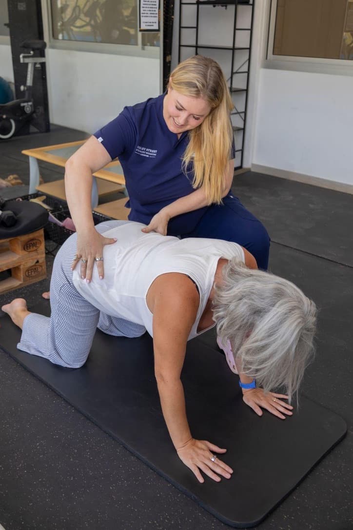 Online consultations, plus in-person clinics in the Algarve and Harley Street.